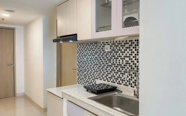 Restful And Chic 2Br At Meikarta Apartment