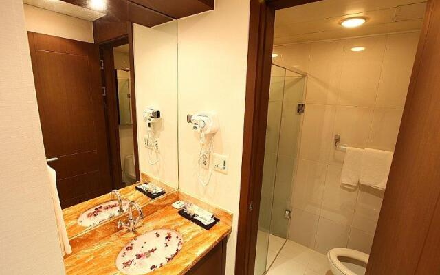 Brown Suites Residence