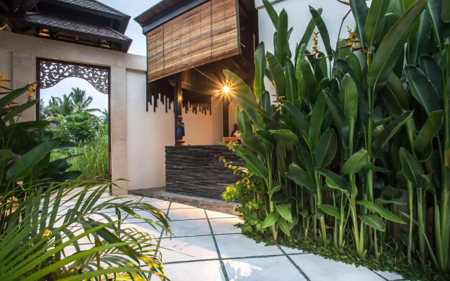 Solo Villas and Retreat