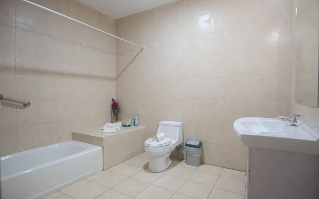 NEW Bay Harbor Studio 202