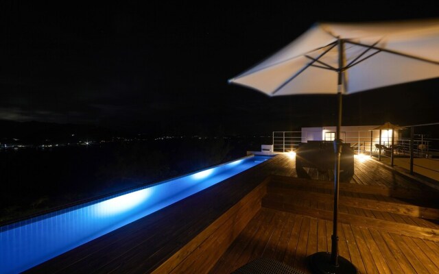 E-horizon Resort Premium SESOKO C