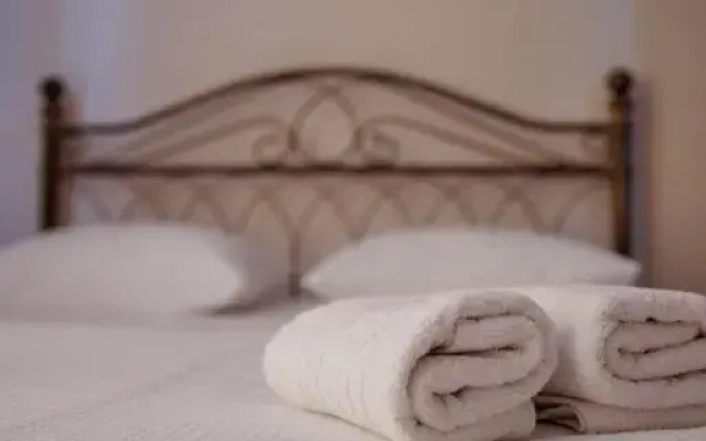 Vironas Rooms