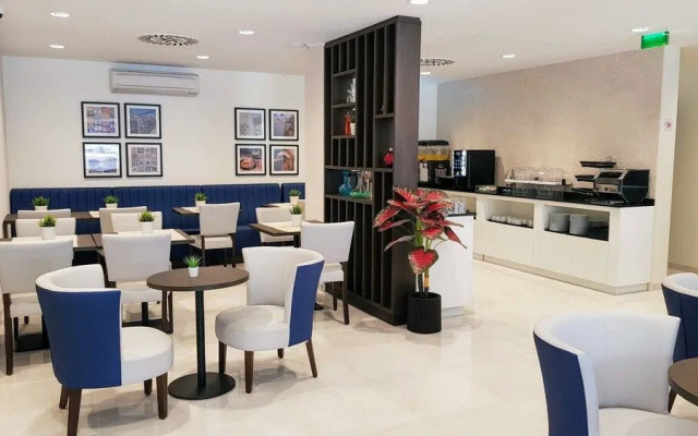 Porto City Hotel