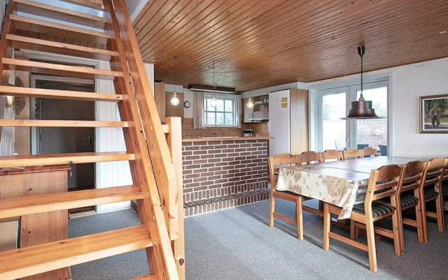 6 Person Holiday Home in Blavand