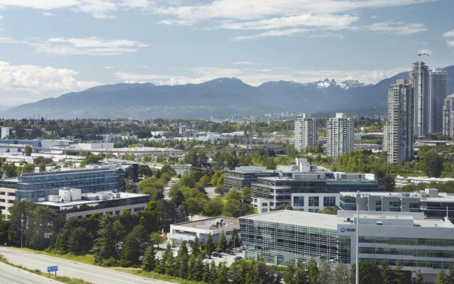 Delta Hotels by Marriott Burnaby Conference Centre