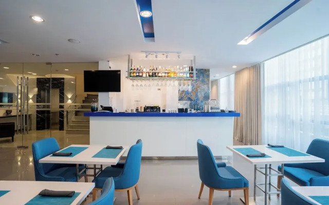 Stacia Hotel