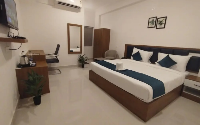 Elite Hotel HITECH