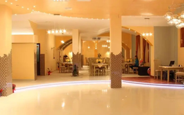 Hotel Miraj Resort and Spa
