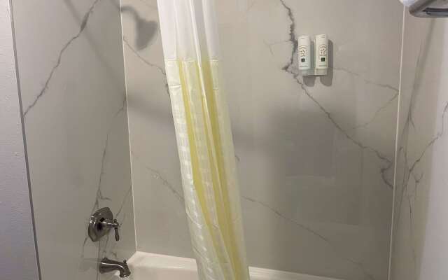 Quality Suites