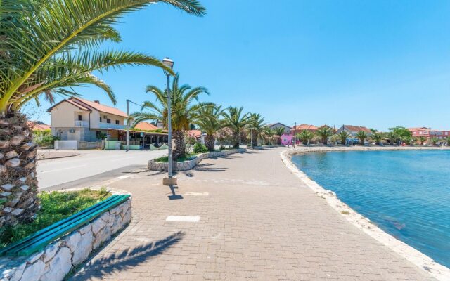 Beautiful Home in Bibinje With 5 Bedrooms