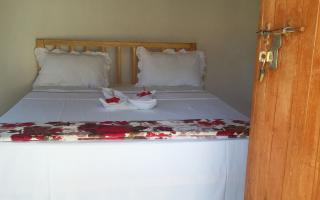 Ukerewe Garden View Bungalow at Bwiru Village Homestay