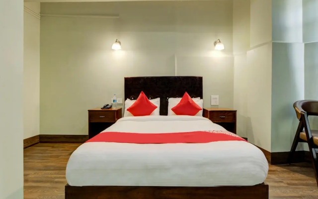 OYO 19563 Infinity Inn