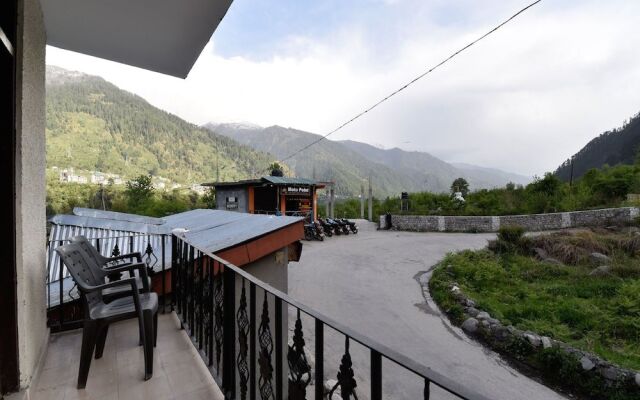 OYO 13387 Hotel Kartik