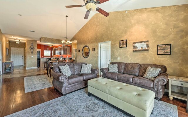Spacious Branson Condo on Table Rock Lake!