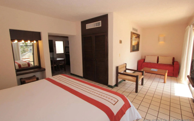 Solmar Resort