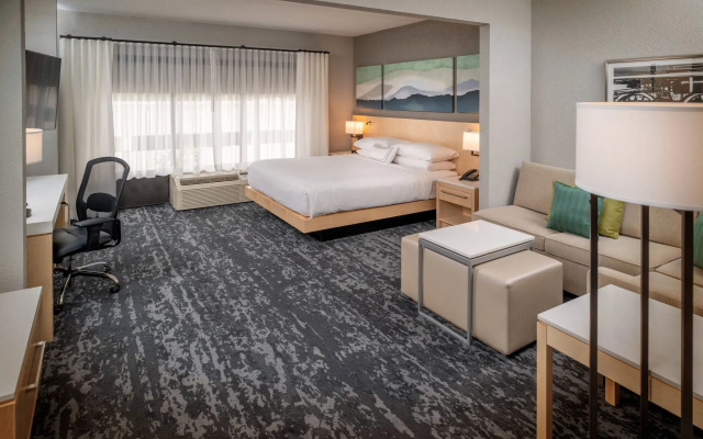 Delta Hotels by Marriott Huntington Downtown