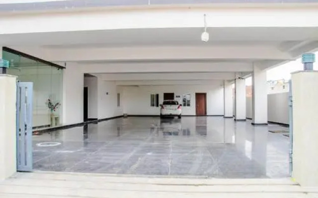 Hotel VJR Residency