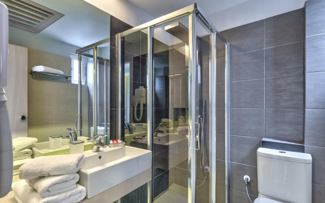 Palm Beach Hotel Apartments