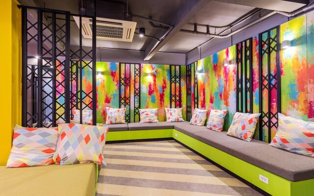 iSanook Hostel