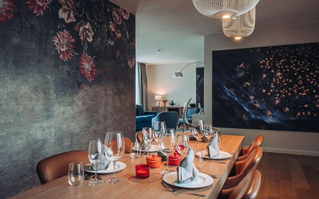 The Wellem, in The Unbound Collection by Hyatt