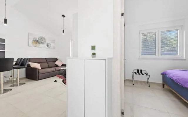 Apartment, 100m From the Beach
