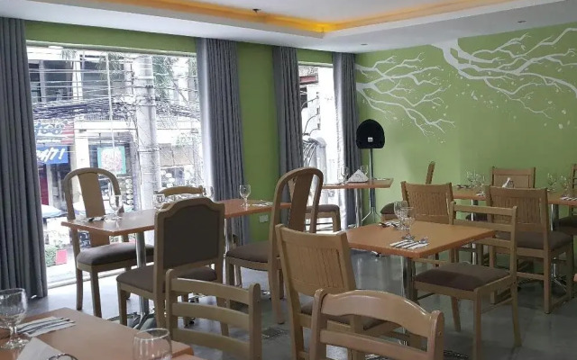 Fersal Hotel Makati Avenue