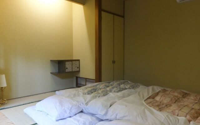 Guesthouse Mikkaichi - Hostel