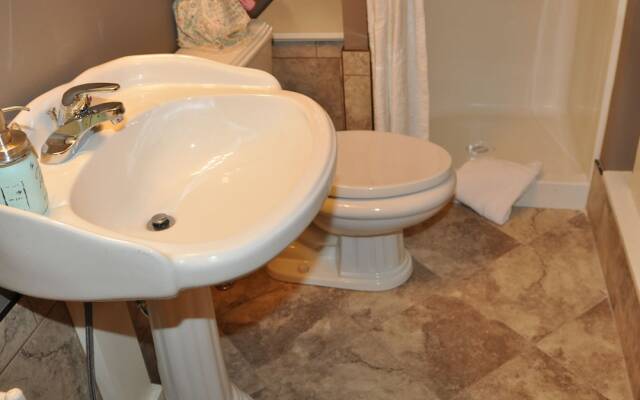 E'Laysa Guesthouse and Vineyard Retreat
