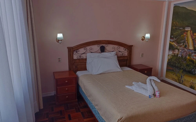 RIXAA Hotel