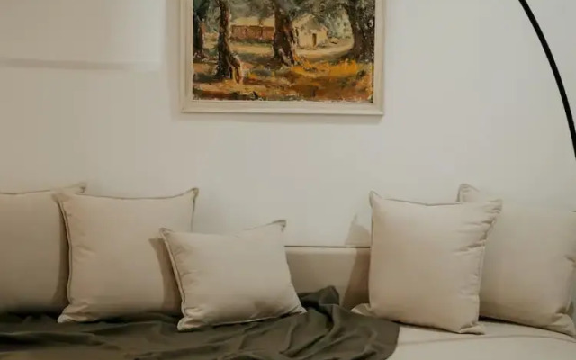 Lenko Bianco Studio by Estia