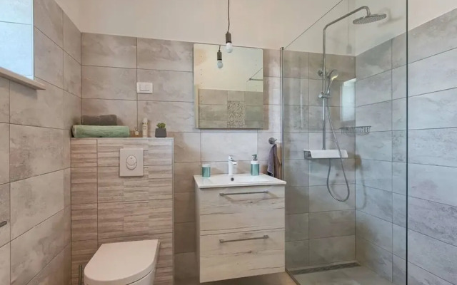 Villa Barbara Comfortable Holiday Residence