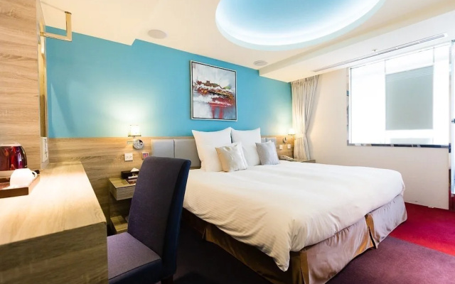 V-one Vogue Hotel