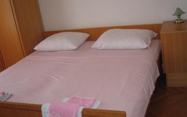 Apartments & Rooms Danica