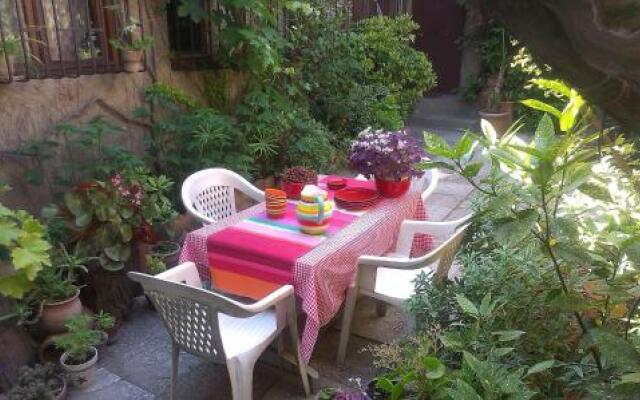 Hostel 48a