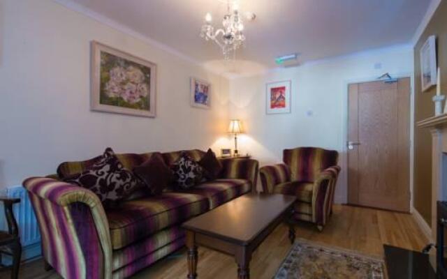 Aisleigh Guest House