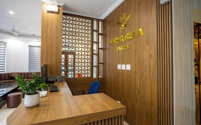 Victoria Hotel MC - by BAY LUXURY