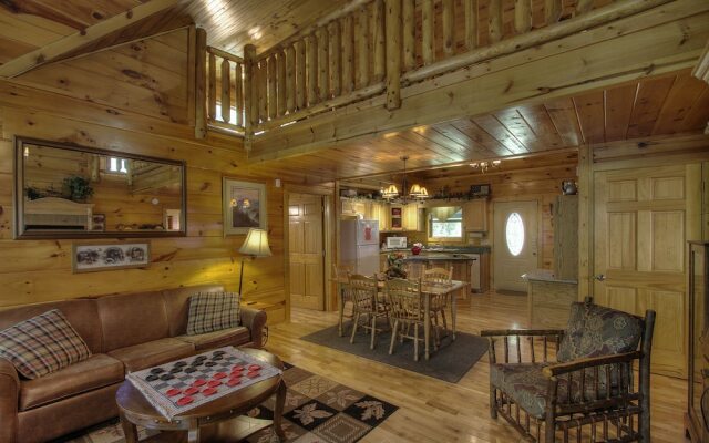 Living Waters 376 - Three Bedroom Cabin