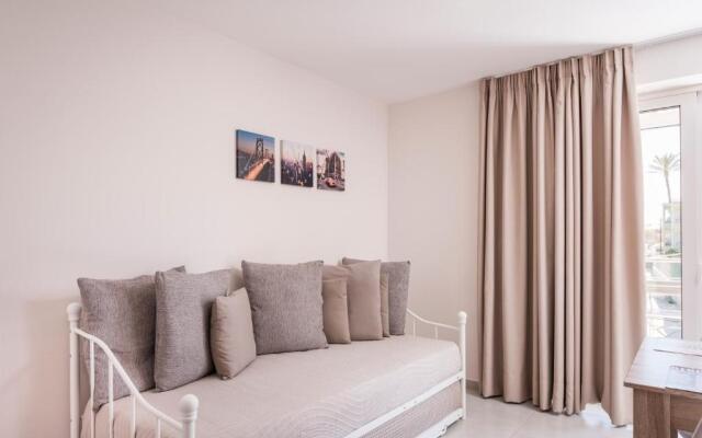 Athina Apartments