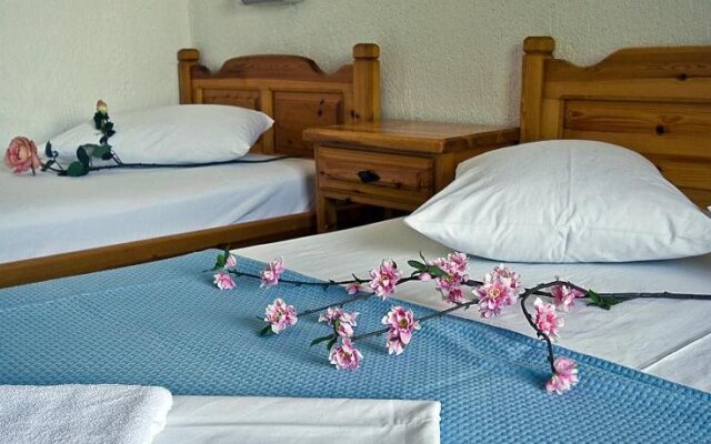 Narkissos Hotel