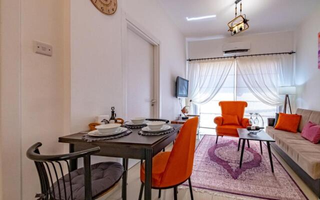 Luxury One-Bedroom Apartment with Private Garden Lukomorye E3