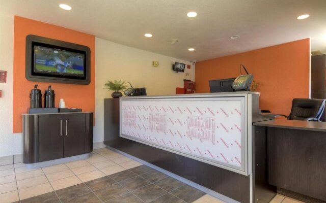 Motel 6 Rancho Mirage, CA - Palm Springs