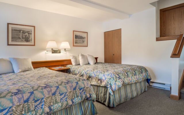 Canadian Princess Lodge & Marina