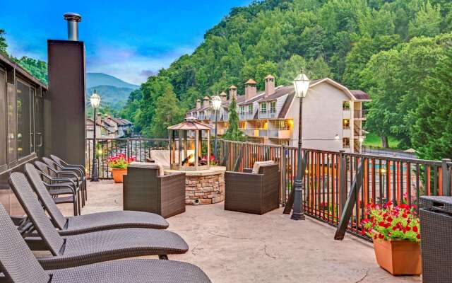 Baymont by Wyndham Gatlinburg On The River