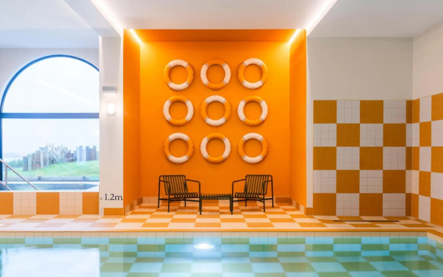Sands Resort Hotel
