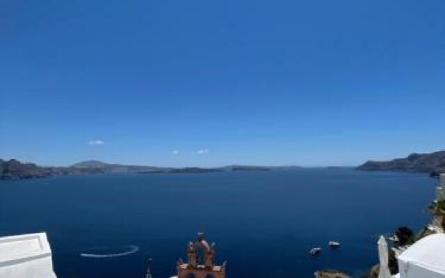 Oia Collection