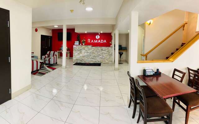 Ramada by Wyndham 100 Mile House