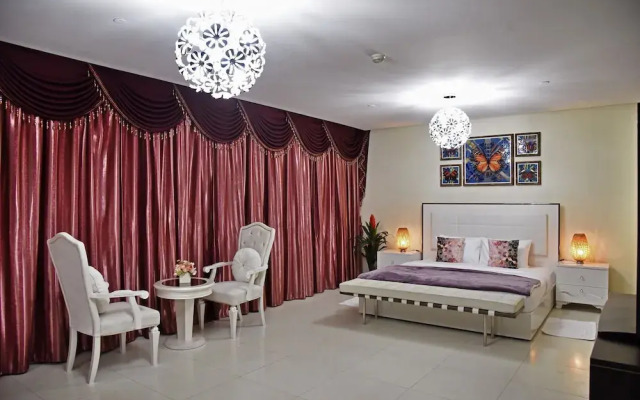 3 BR Spectacular view in Marina