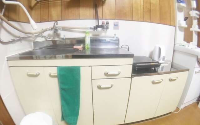 Hanazono Kita Terrace House