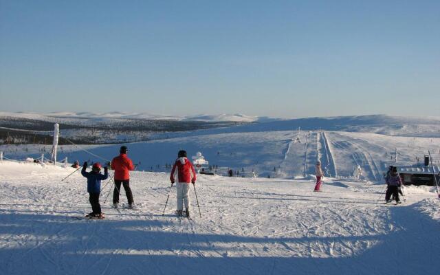 Saariselän Marjamajat