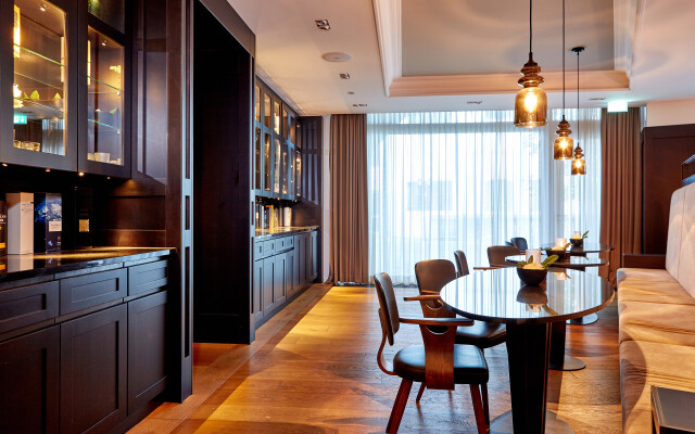 Hotel am Badersee